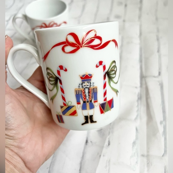 Set of two I. Godinger & Co. Nutcracker Coffee  Mugs - Picture 3 of 7
